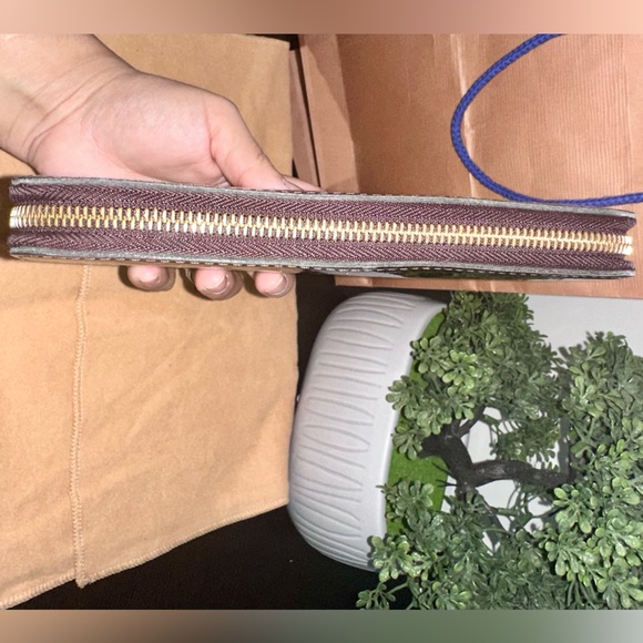 GUC Louis Vuitton monogram Vernis zip around wallet - Picture 5 of 14